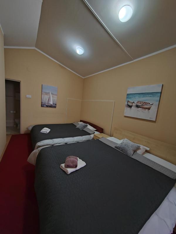 Triple Room image 4