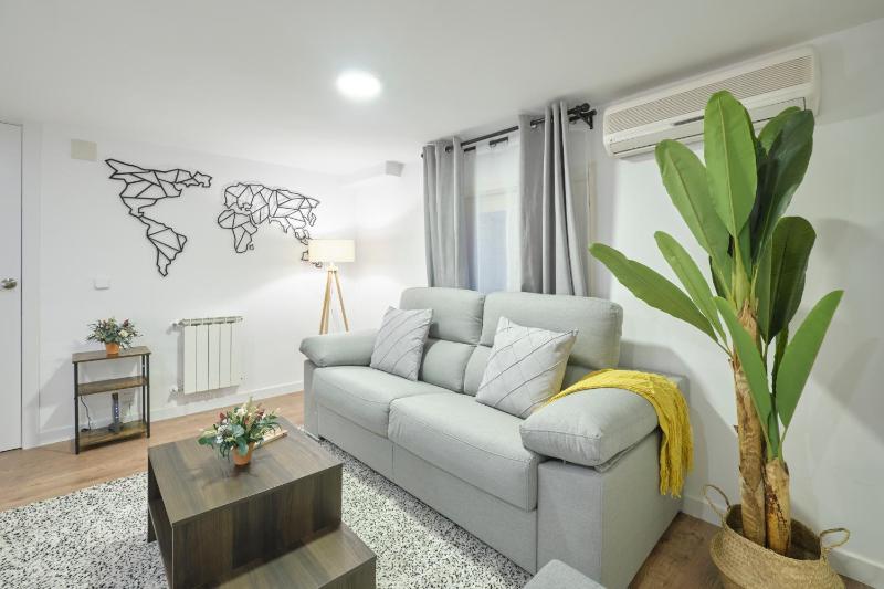 Lovely Apartments - Alójate en el corazón de Madrid - image 8
