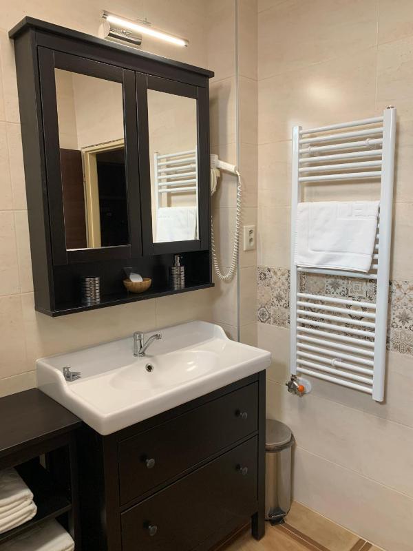 Two-Bedroom Suite image 3