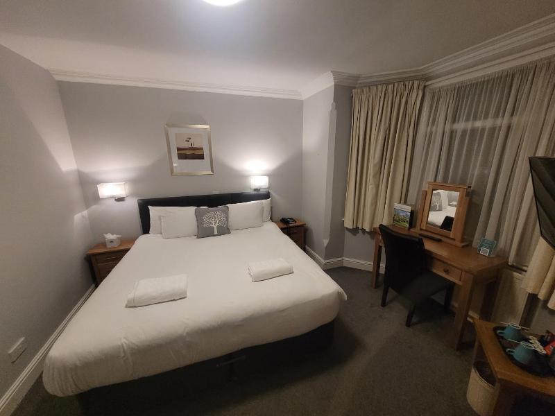 King Room image 1