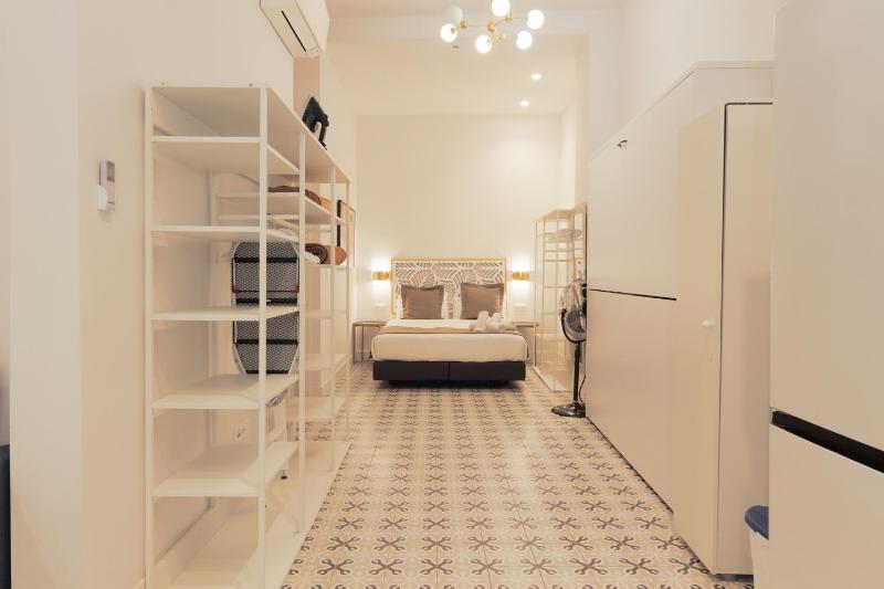 Apartamentos Teatro by Be Alicante - image 14
