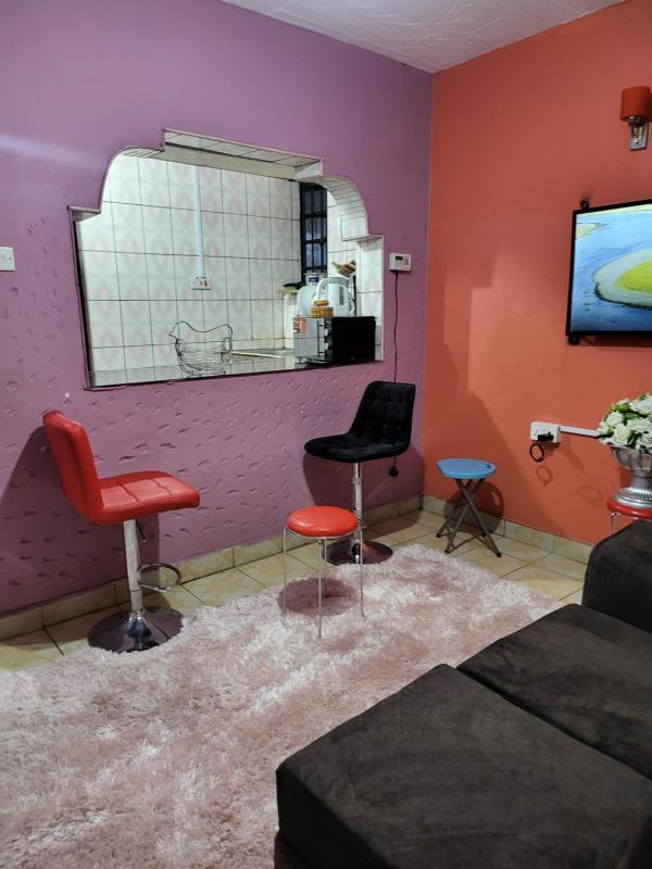G&G Homes Lavish One Bedroom Ngala - image 3