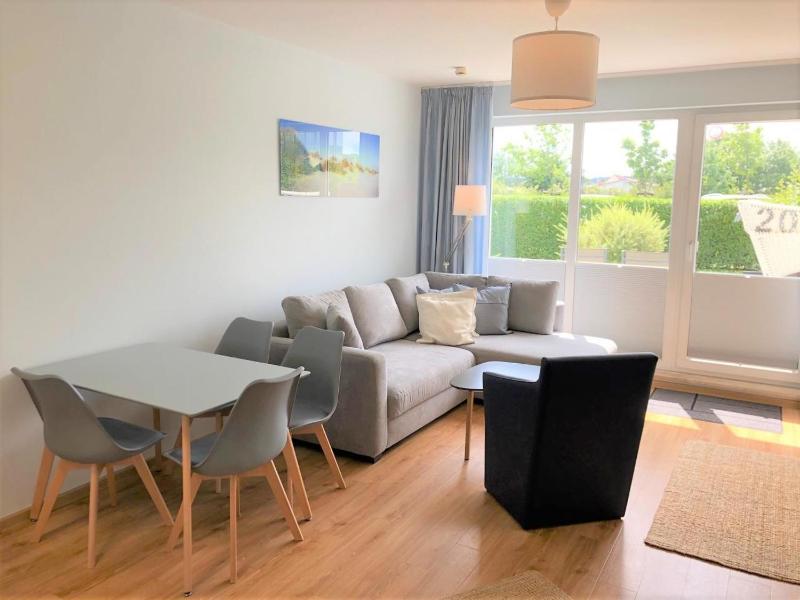 One-Bedroom Apartment image 1