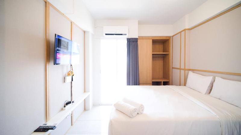 Studio Apartment at Suncity Residence Sidoarjo near Suncity Mall By Travelio - image 8