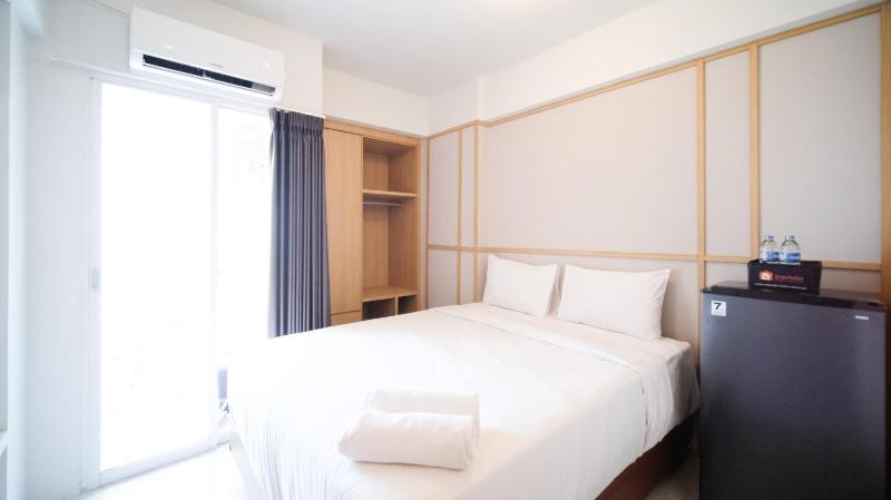 Studio Apartment at Suncity Residence Sidoarjo near Suncity Mall By Travelio - image 1