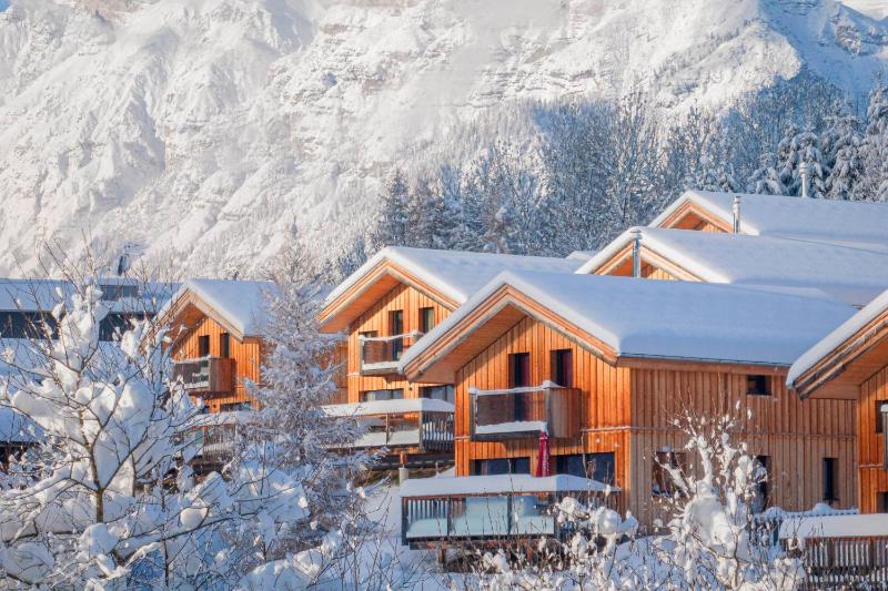 Chalet with 4 bedrooms for 8 persons image 4