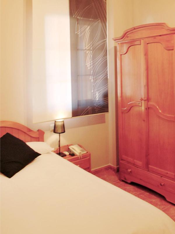 Single Room image 1