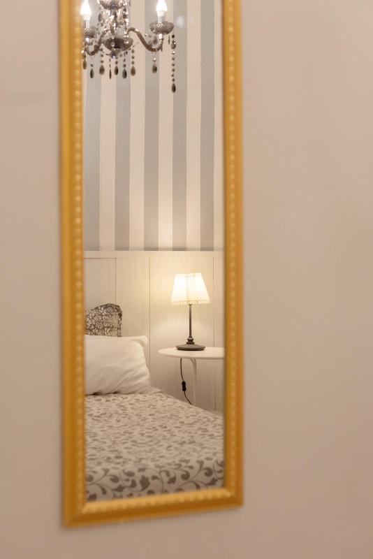Economy Double Room image 4