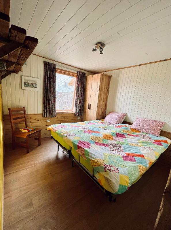 Two-Bedroom Apartment with Terrace and Sea View image 4