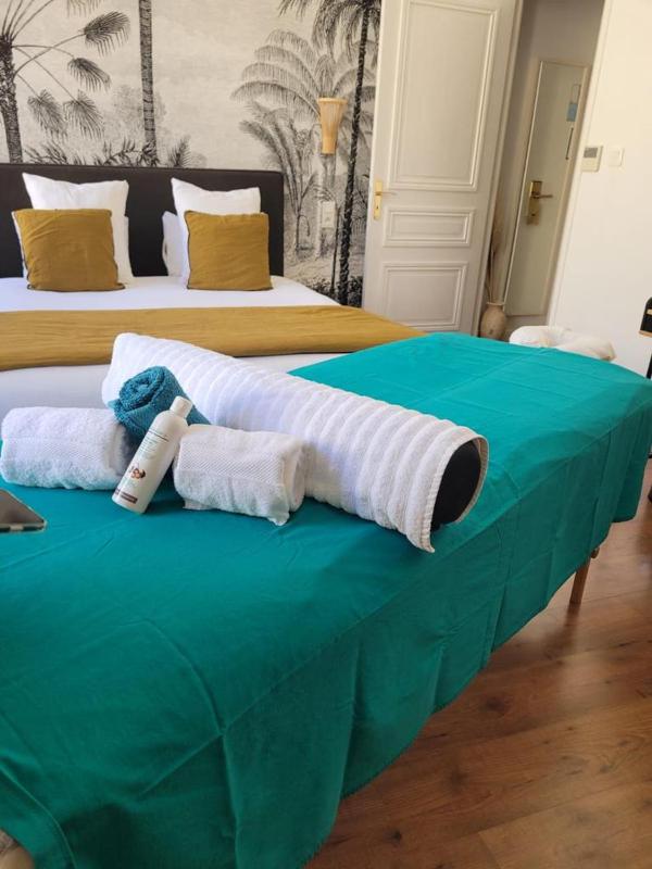 Superior Double Room image 1