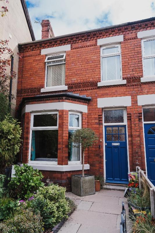 Hoole House - image 1
