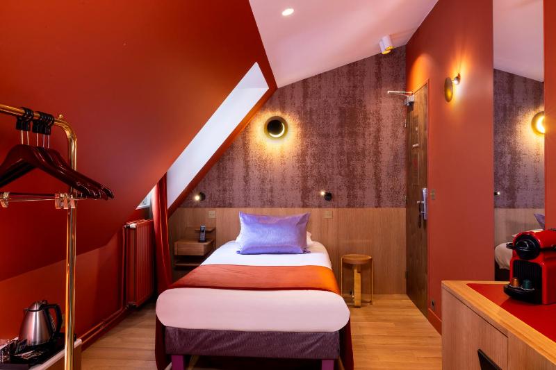 Single Room image 1
