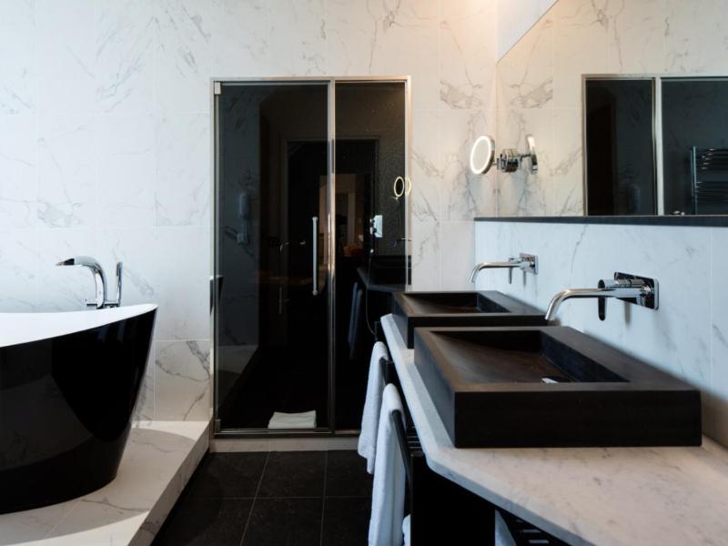 Montrachet Presidential Suite image 4