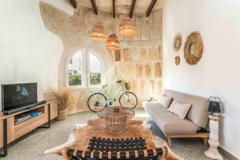 Tord | Villa con piscina y aire acondicionado! - image 18