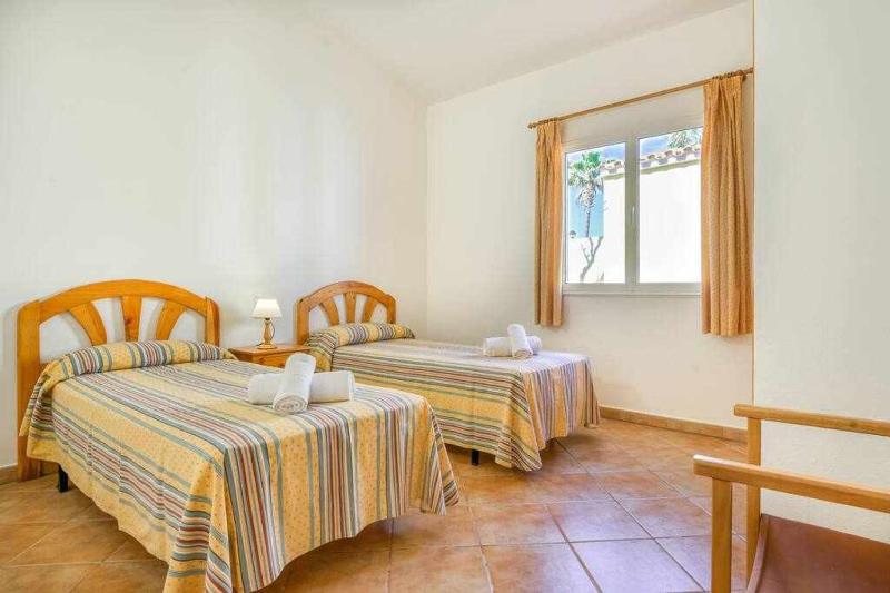 Linardo1 | Villa con piscina y aire acondicionado - image 25