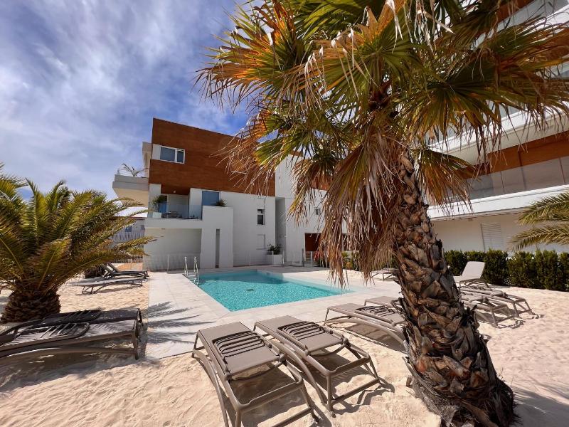 Sun Beach Apartments - image 4