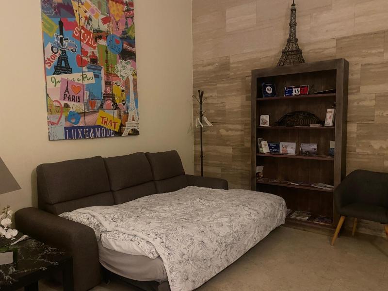 One-Bedroom House image 3