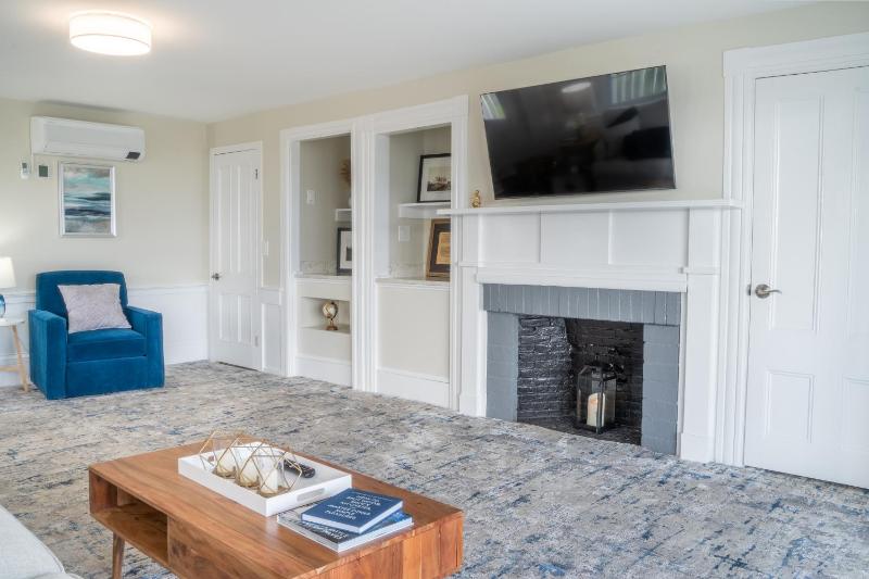 Junior Suite with Ocean View image 1