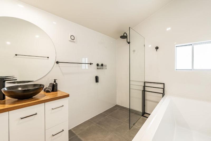 High Fives - Pet-Friendly Gem in the Heart of Yamba - Holiday Yamba - image 11