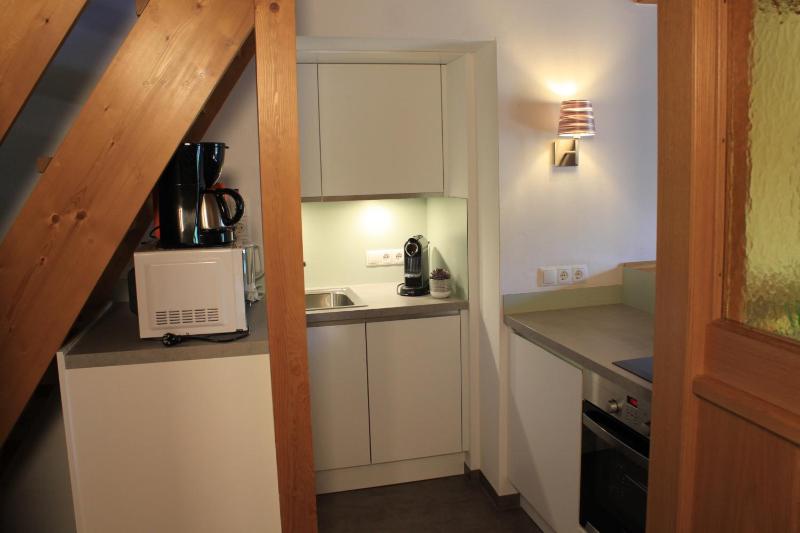 Standard Triple Studio image 2