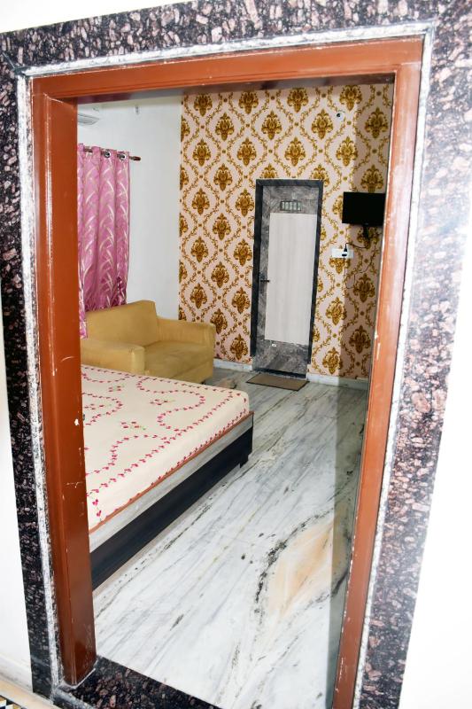 Ramaya's Home Stay - image 9