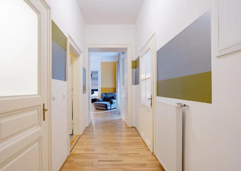 One-Bedroom Apartment image 3