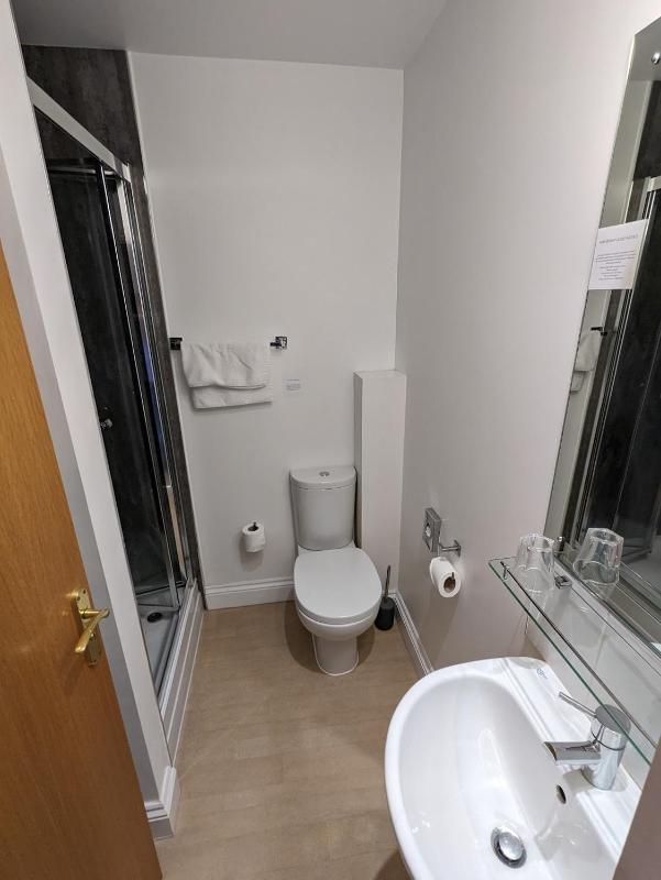 Standard Double Room image 4