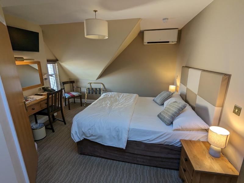 King Room image 1