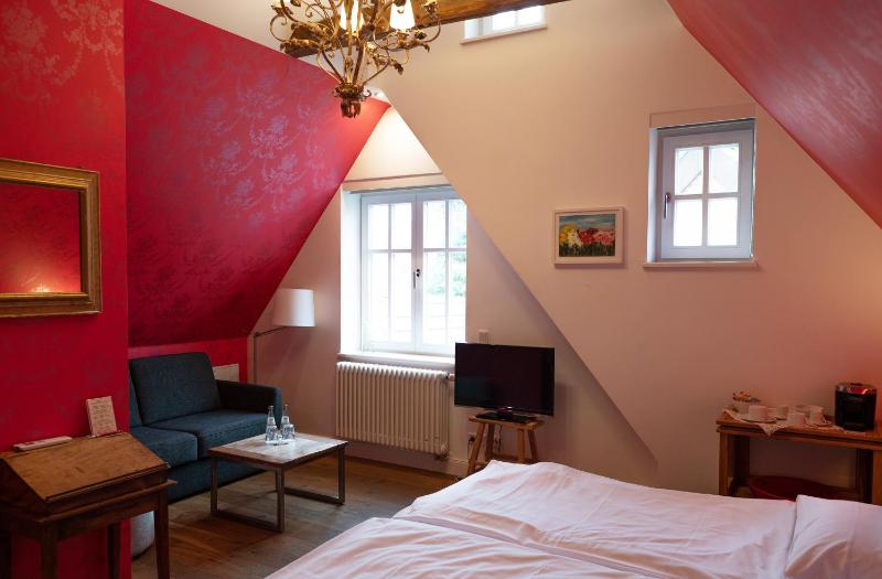 Superior Double - or Twin Room with air conditioner image 3