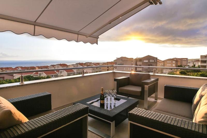 Adriaticluxury penthouse for up to 10 people - image 1