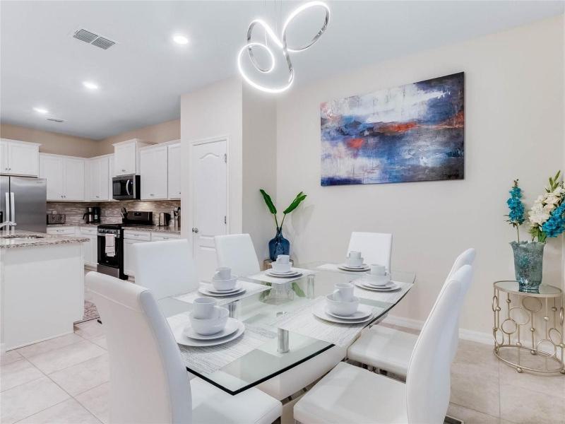 5 Bed Bliss at Solterra by Shine Villas 121 villa - image 20