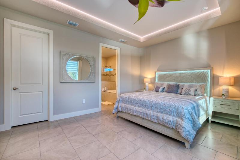 VILLA MODERN TIMES - 4 BEDS - 2 BATHS - 8 GUESTS - WATERVIEW & POOL - INCL. 10% OFF BOAT RENTAL - image 39
