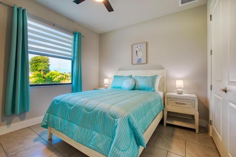 VILLA MODERN TIMES - 4 BEDS - 2 BATHS - 8 GUESTS - WATERVIEW & POOL - INCL. 10% OFF BOAT RENTAL - image 22