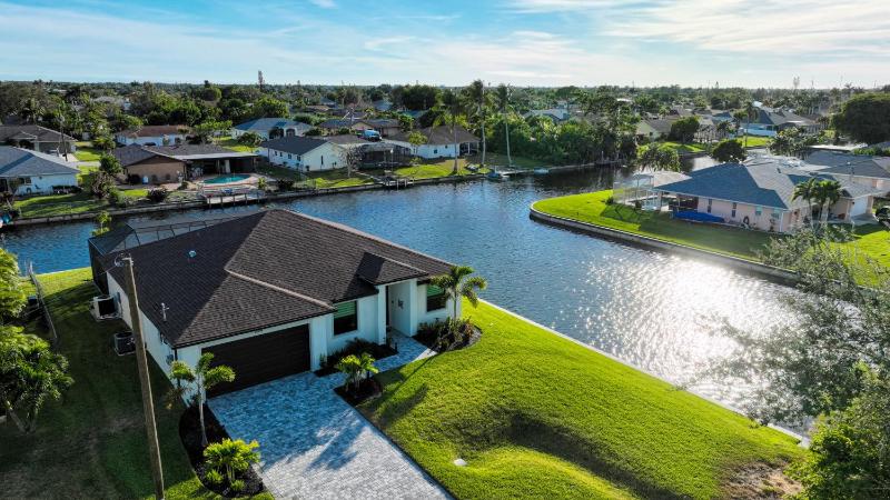 VILLA MODERN TIMES - 4 BEDS - 2 BATHS - 8 GUESTS - WATERVIEW & POOL - INCL. 10% OFF BOAT RENTAL - image 35
