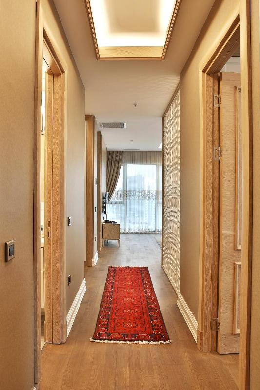 King Suite image 3