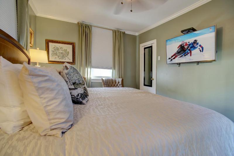 Azalea Inn and Villas - image 16