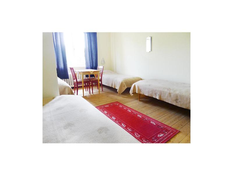 Quadruple Room with Shared Bathroom image 2