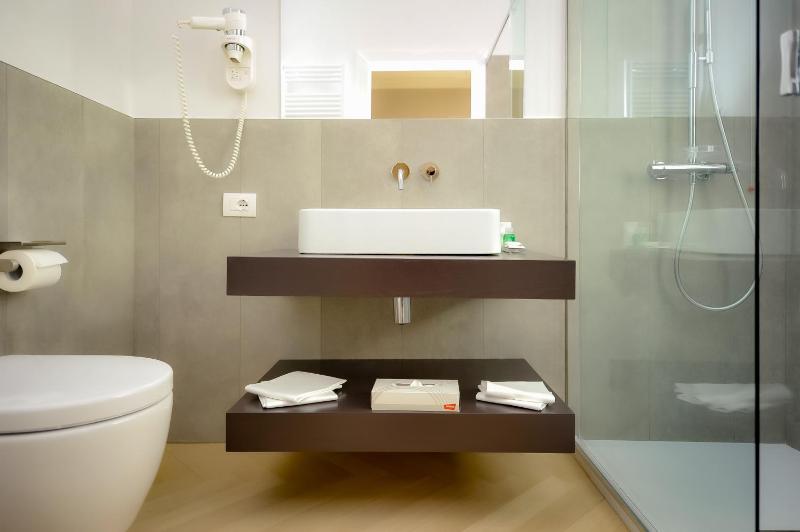 Superior Room image 3