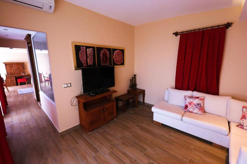 Mirach Suite  image 4