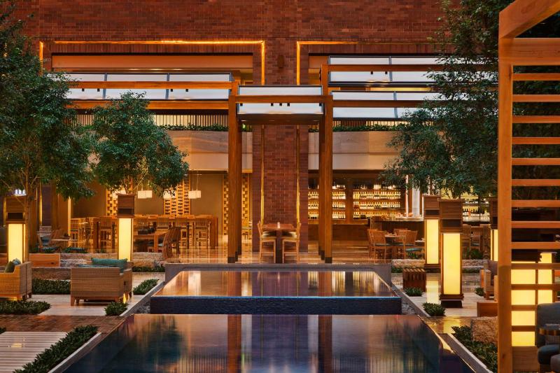 Hilton Anatole Dallas - image 30