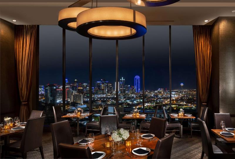 Hilton Anatole Dallas - image 8