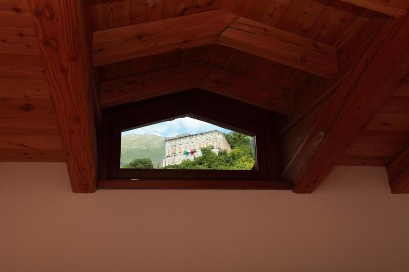 Apartment - Split Level image 4