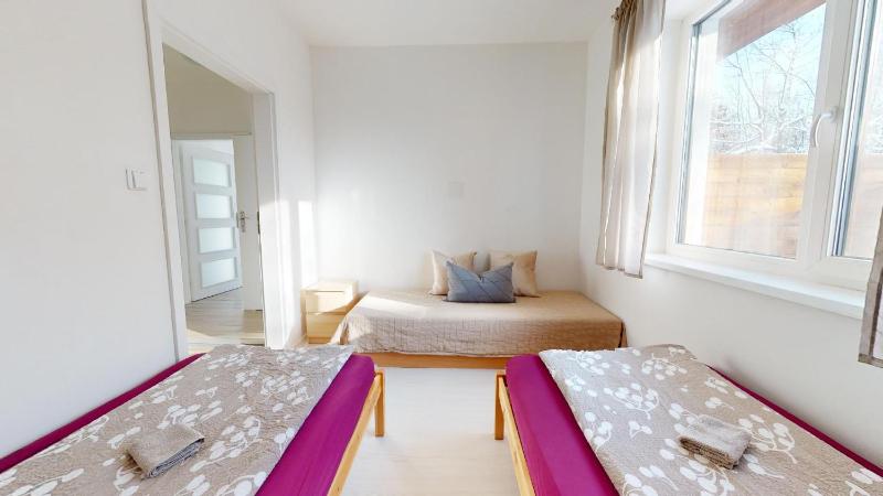 Apartment - Ground Floor image 3