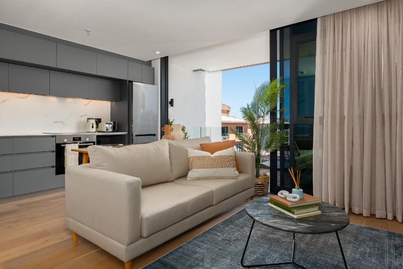 The Avant Luxury Apartments - image 5