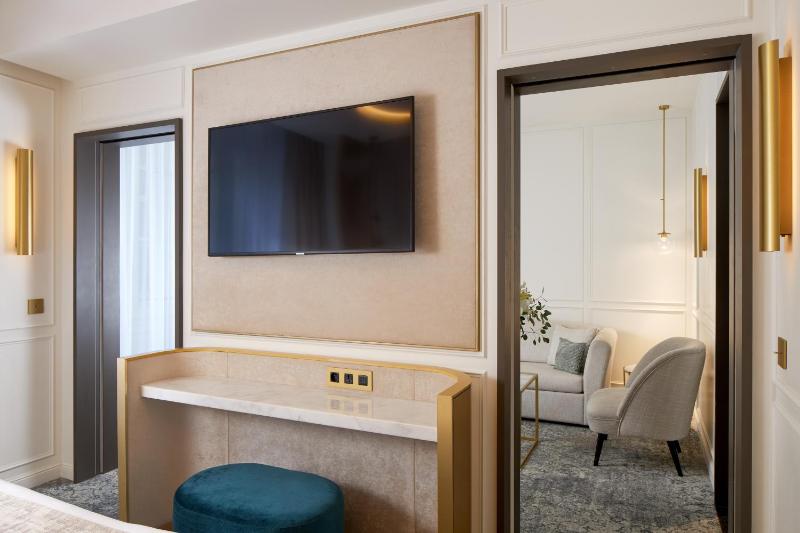 Suite image 4