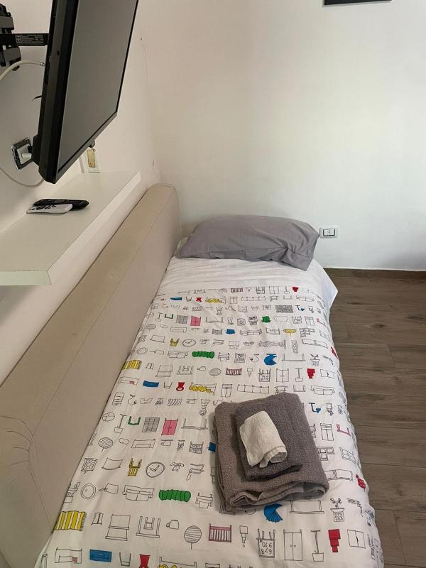 Double Room with Extra Bed image 3
