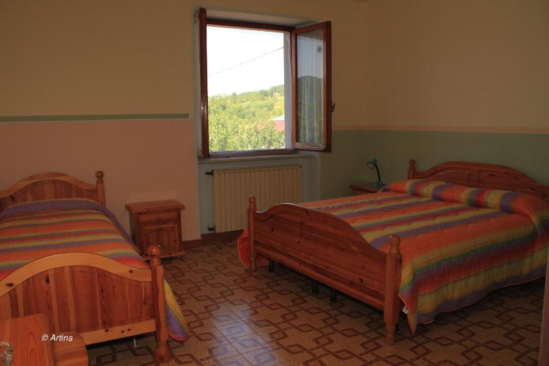 Triple Room with Mountain View image 4