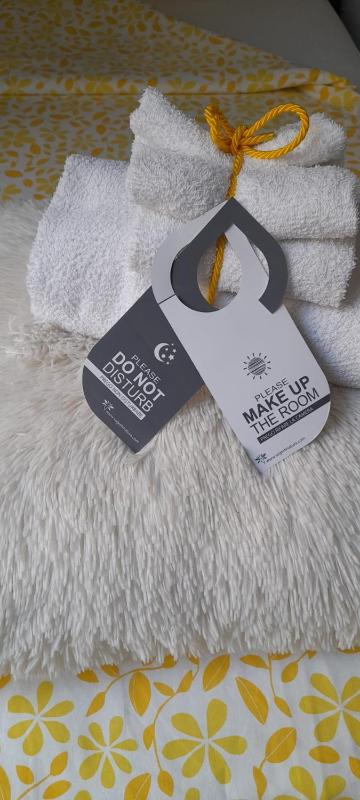 Small Quadruple Room image 1