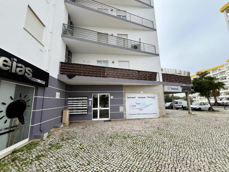 Albufeira Vintage Apartment 1 With Pool by Homing - image 7