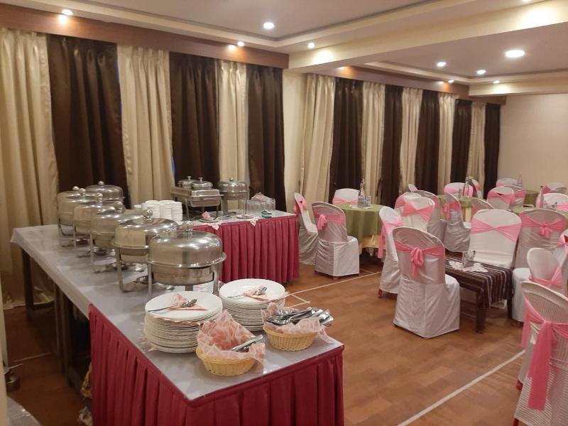 Hotel Zingkham Residency - image 30